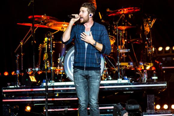 Brett Eldredge at Murat Egyptian Room